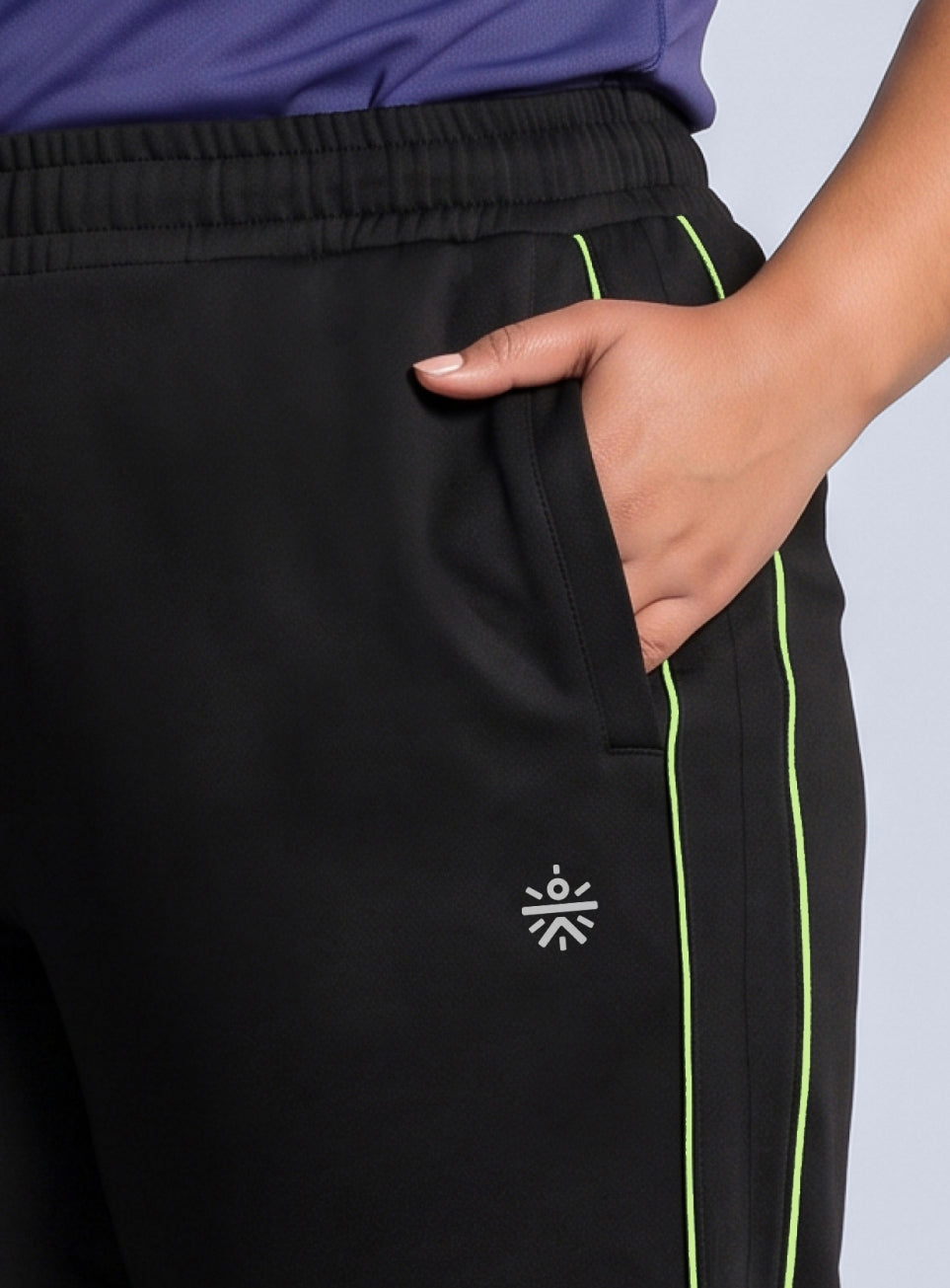 Women's Black Plus Size Straight Trackpants