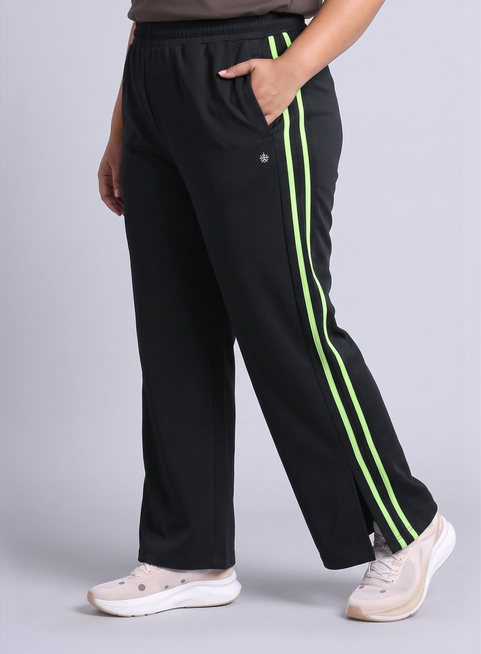 Women's Black Plus Size Elevated Athleisure Trackpants