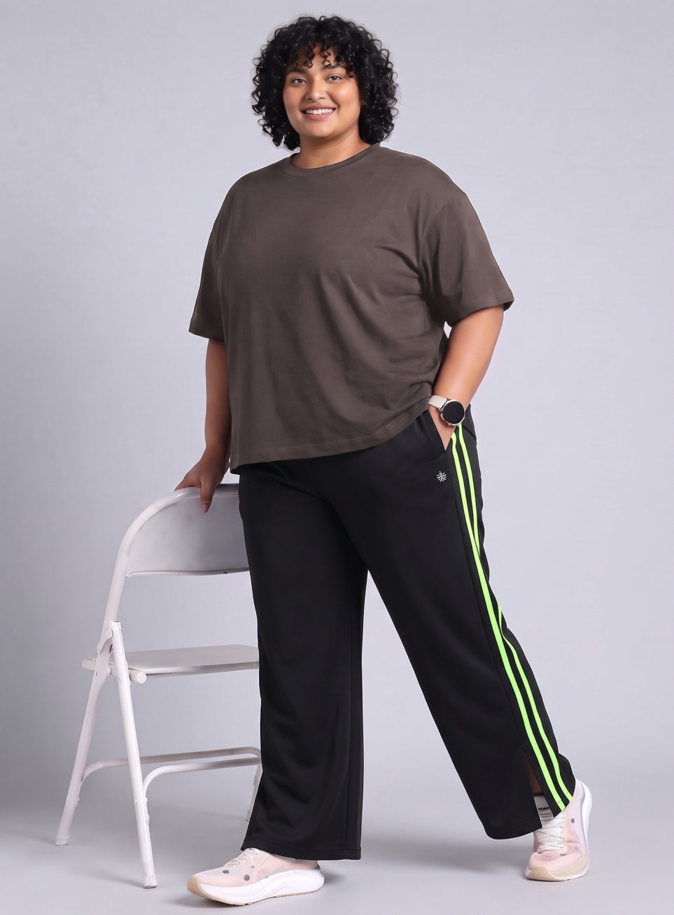Women's Black Plus Size Elevated Athleisure Trackpants