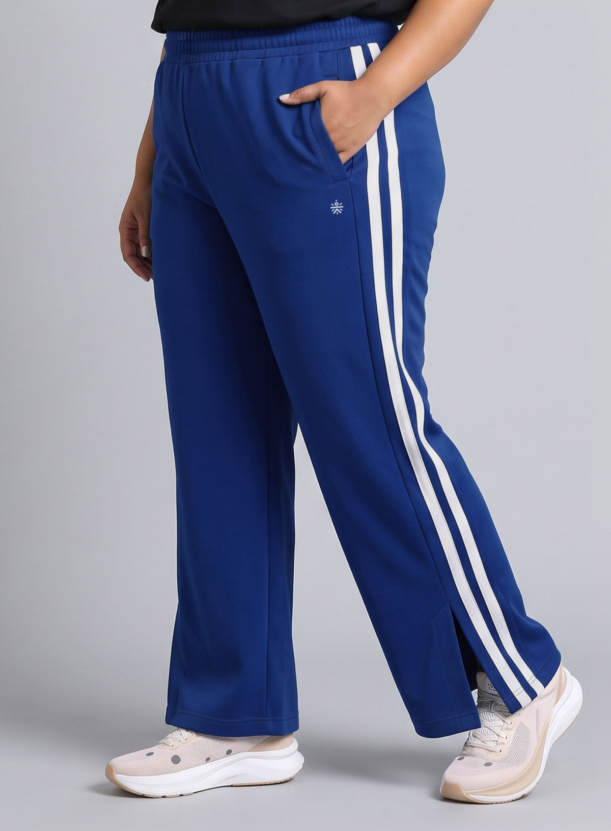 Women's Blue Plus Size Elevated Athleisure Trackpants