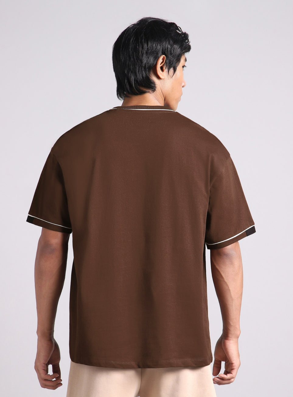 Men's Brown V-Man Relaxed Fit Graphic T-shirt