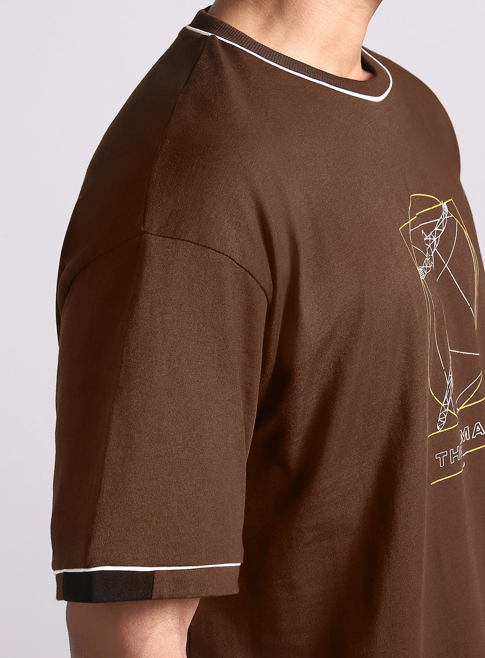 Men's Brown V-Man Relaxed Fit Graphic T-shirt