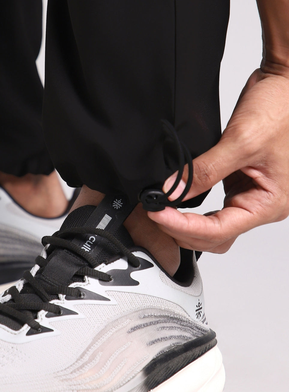 Men's True Black Training Combat Trackpants