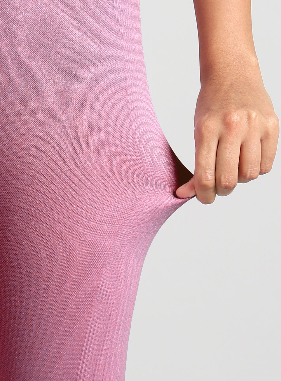 Women's Pink Swift Form Seamless Tights