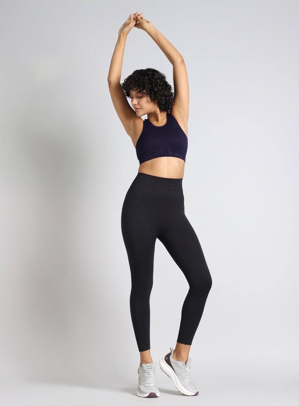 Women's Navy Medium Support Seamless Self Design Bra