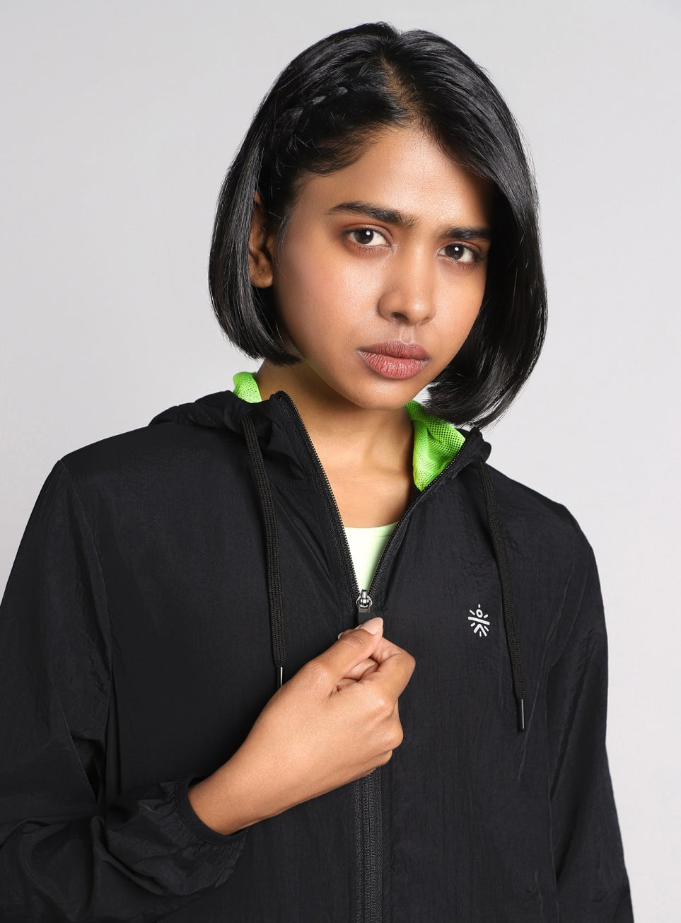Women's Black Runner's Essential Jacket