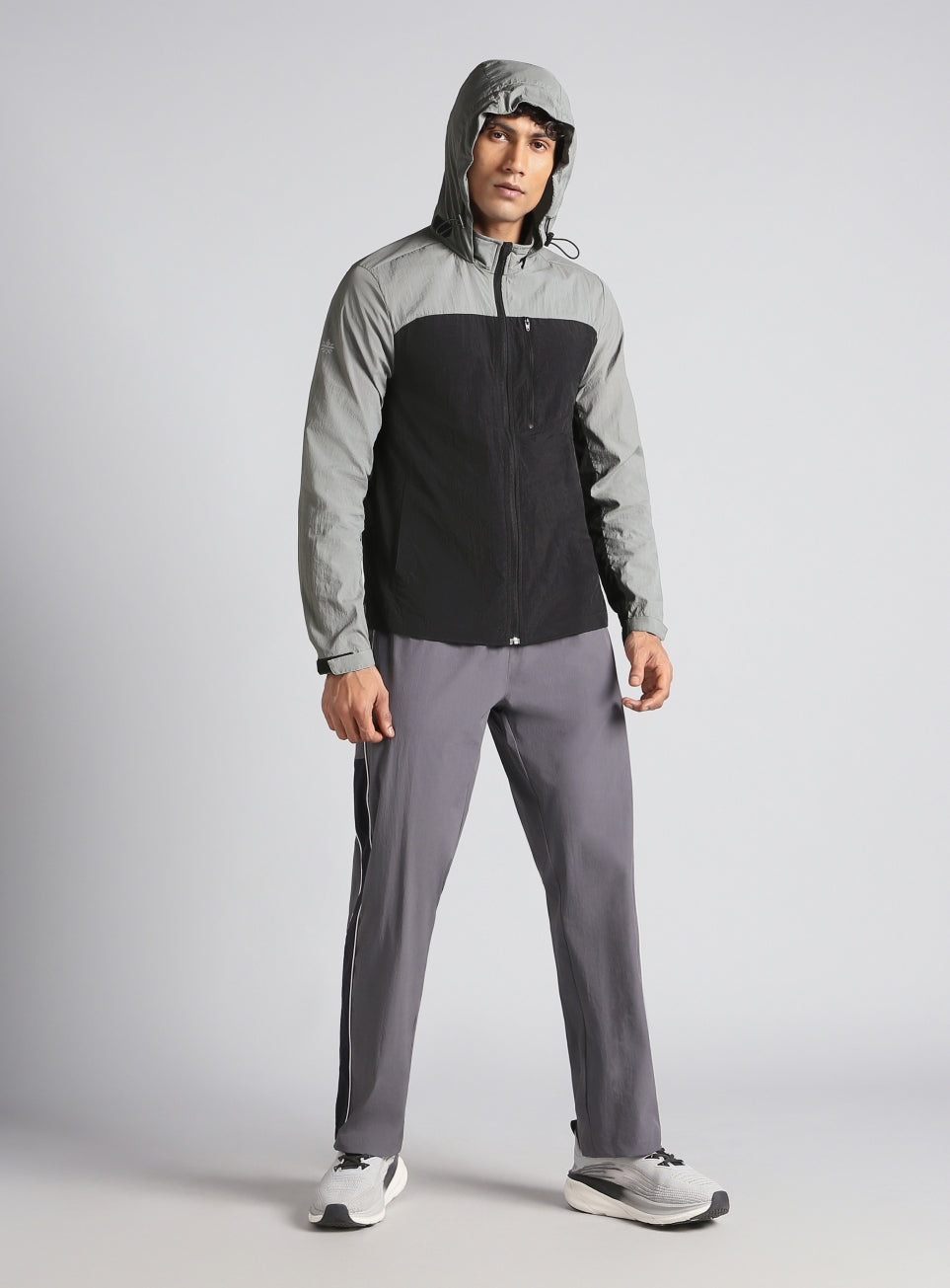 Men's Black Daily Run Hooded Windbreaker Jacket