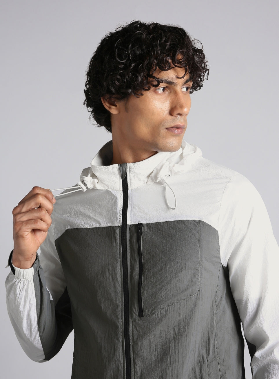 Men's Grey Daily Run Hooded Windbreaker Jacket