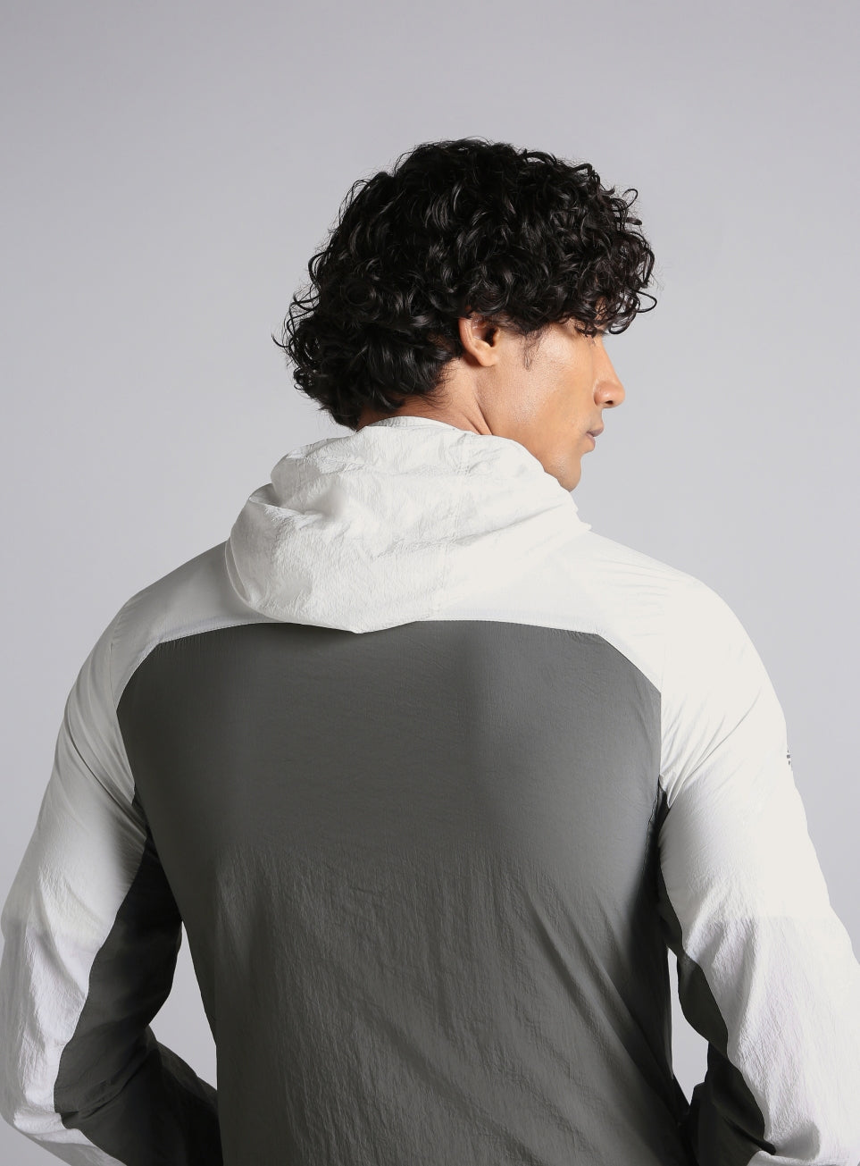 Men's Grey Daily Run Hooded Windbreaker Jacket