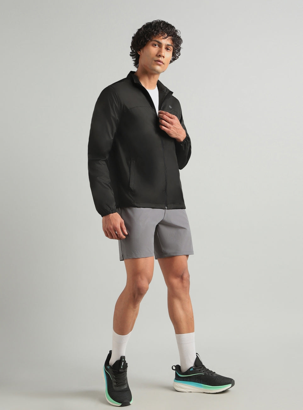Men's Black Everyday Run Packable Windbreaker Jacket