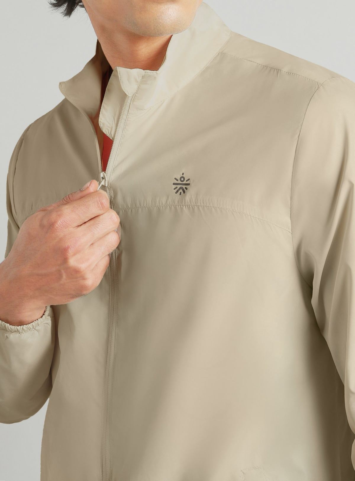 Men's Off White Everyday Run Packable Windbreaker Jacket