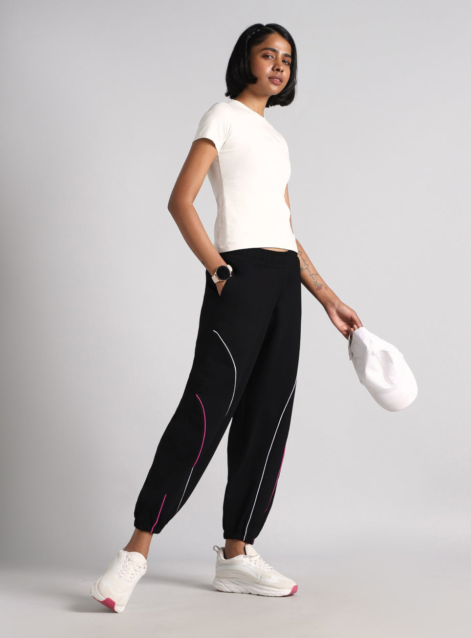 Women's Black High Pulse Baggy Fit Joggers