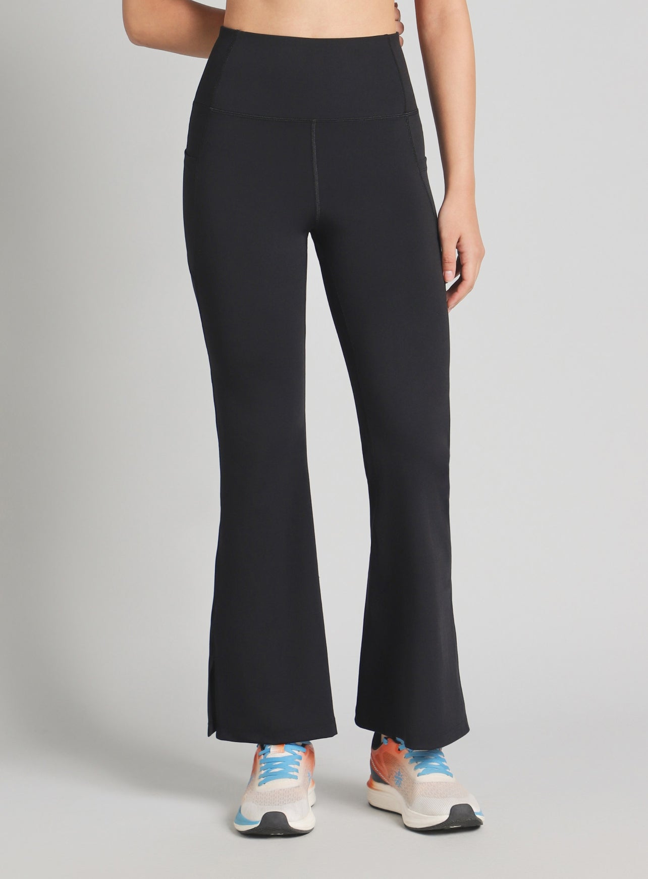 Women's Black Sculpted Training COMFlex Flare Pants