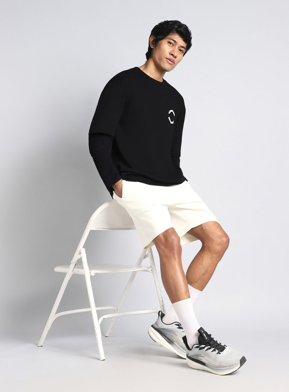 Men's Black Sporty Sporty Layered Sleeve T-shirt