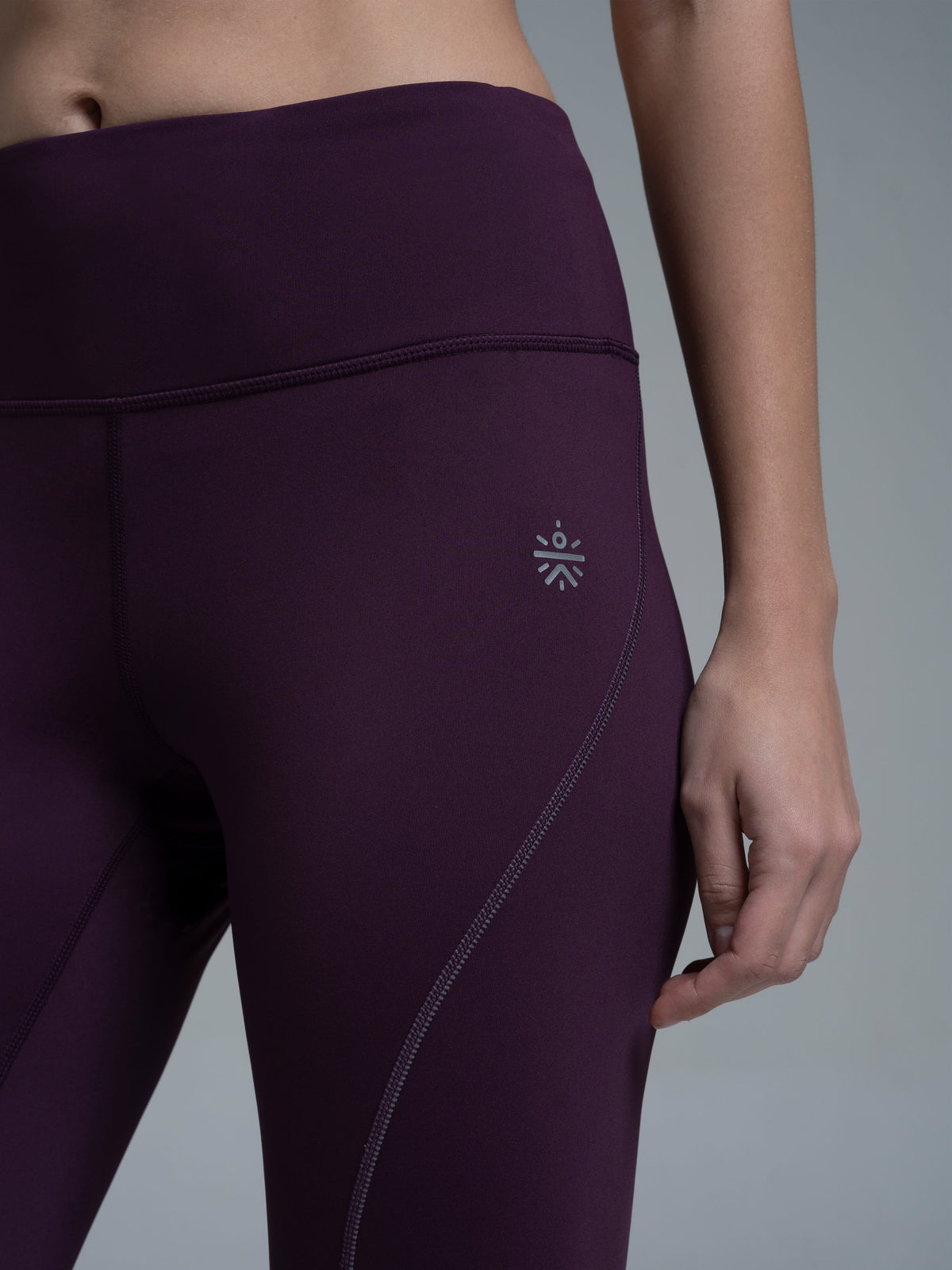 Women's Wine Absolute Fit Solid Running Tights
