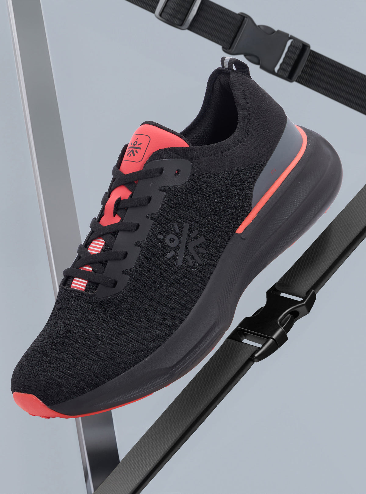 cult Versa Fly Men Running Shoes - Black/Red