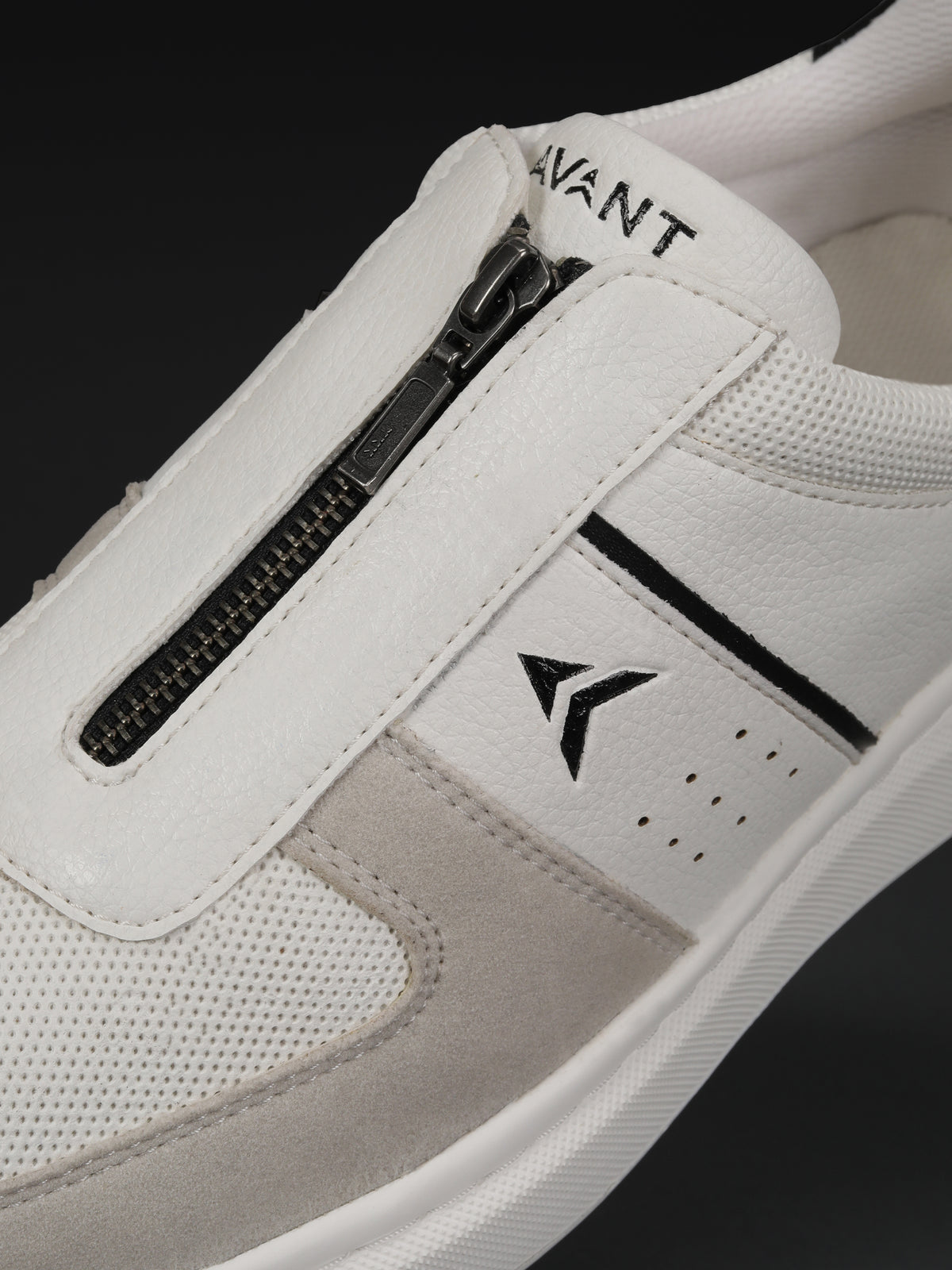 Avant Men's ZipWalk Casual Shoes - White/Grey