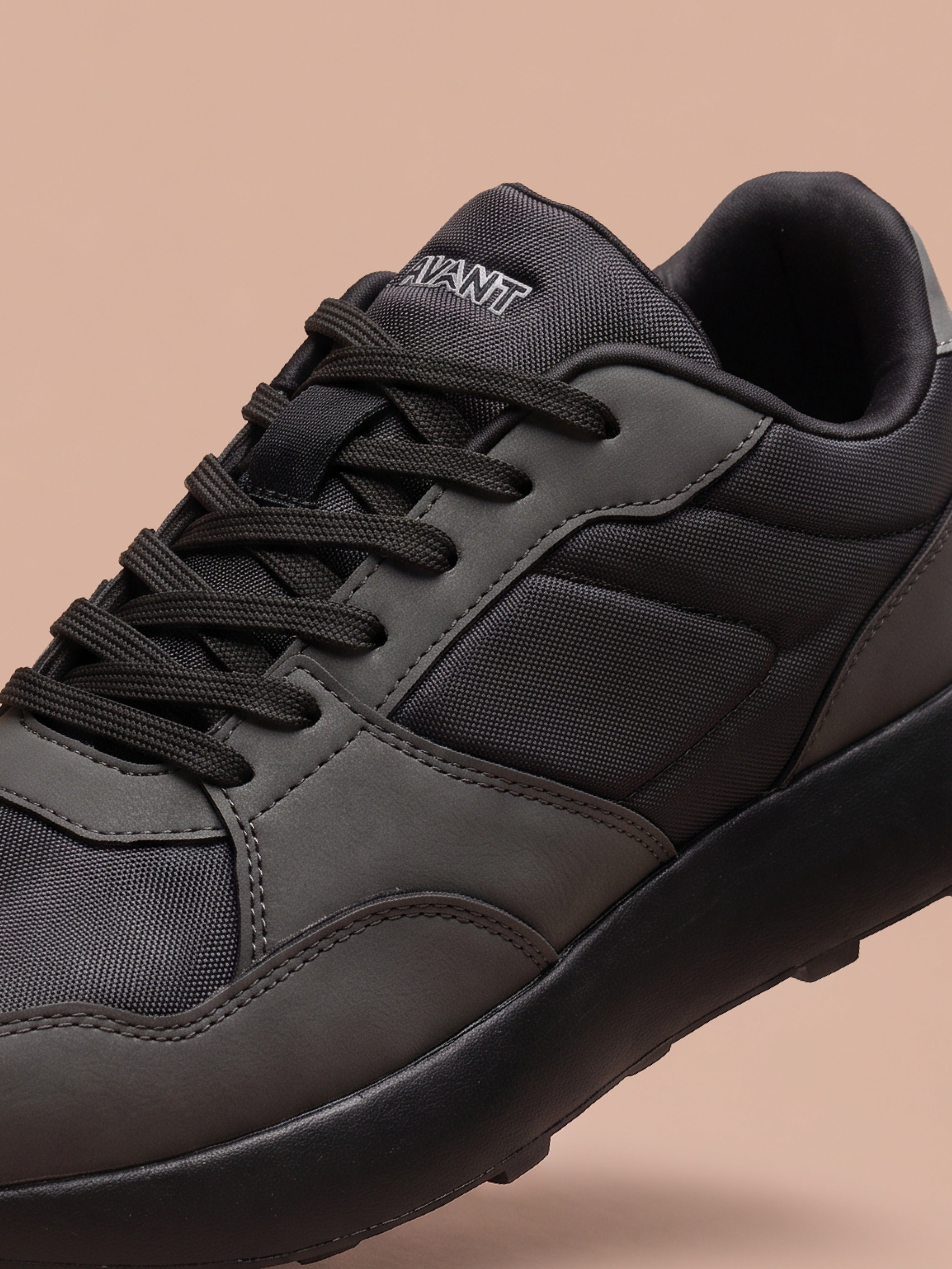 Avant Men's MotionGrid Running Shoes - Black