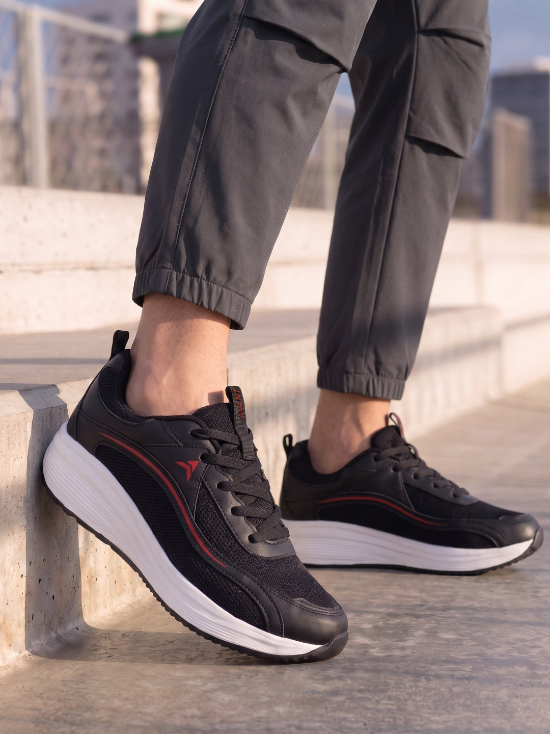 Avant Men's StepDrive Walking Shoes - Black/Red