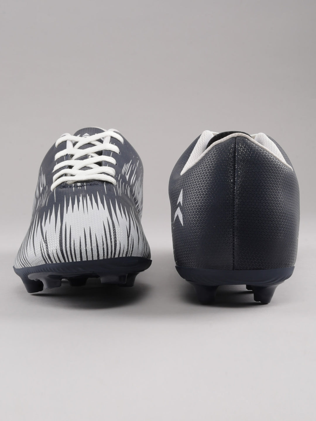 Avant Men's PrimeStrike Football Shoes - White/Navy