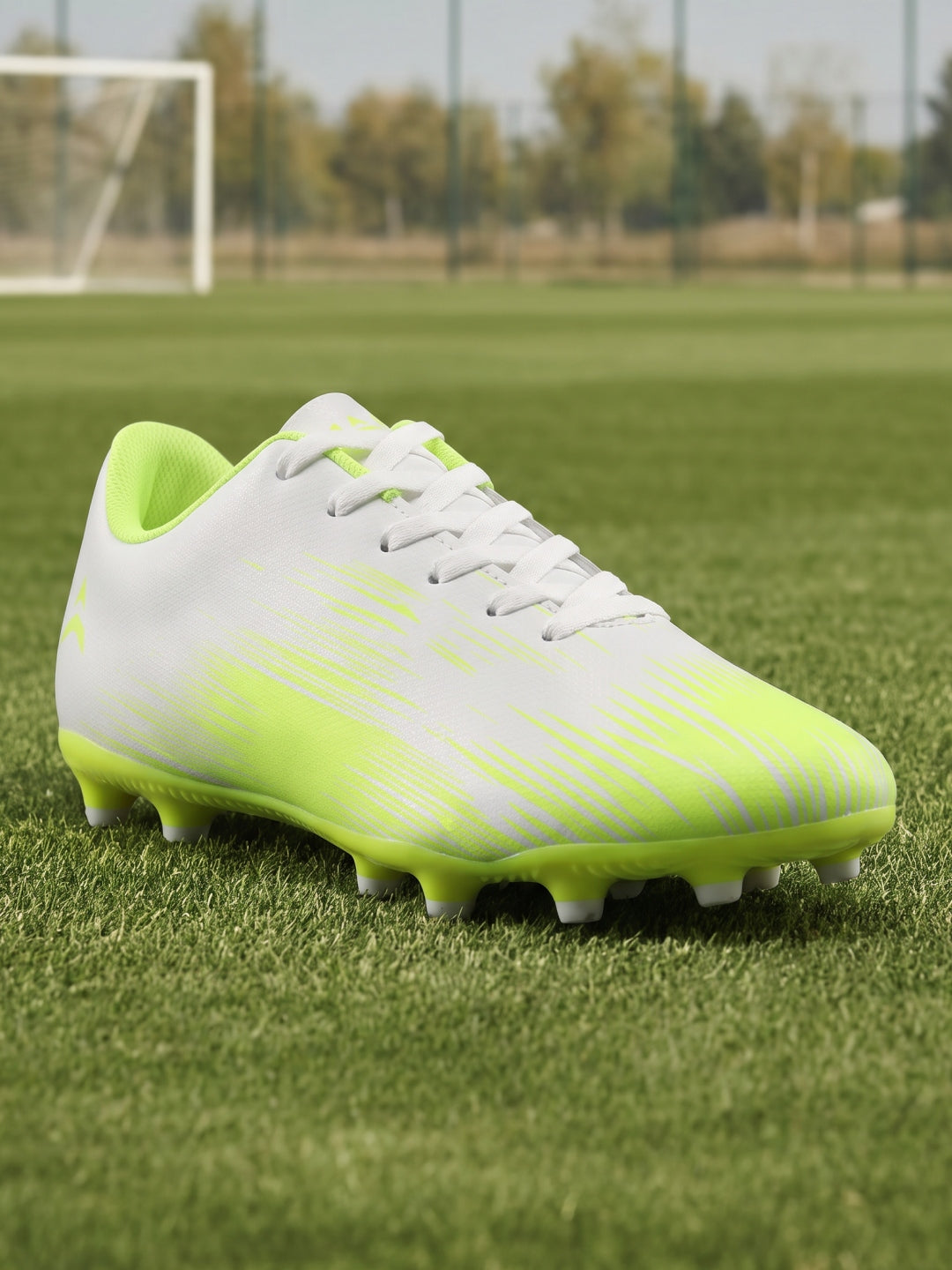 Avant Men's PrimeStrike Football Shoes - White/Green
