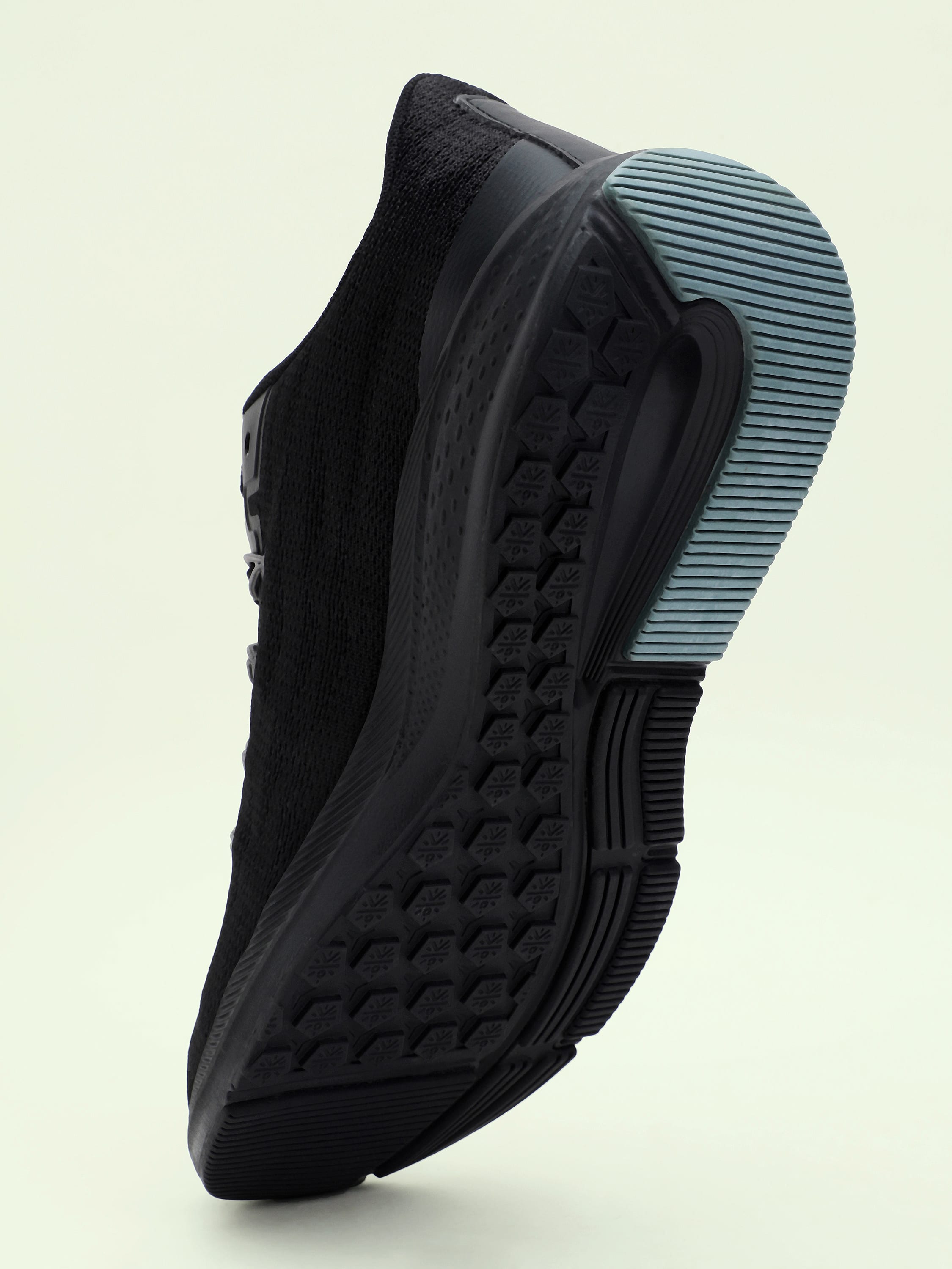 cult Firebird Men Running Shoes - Grey/Black