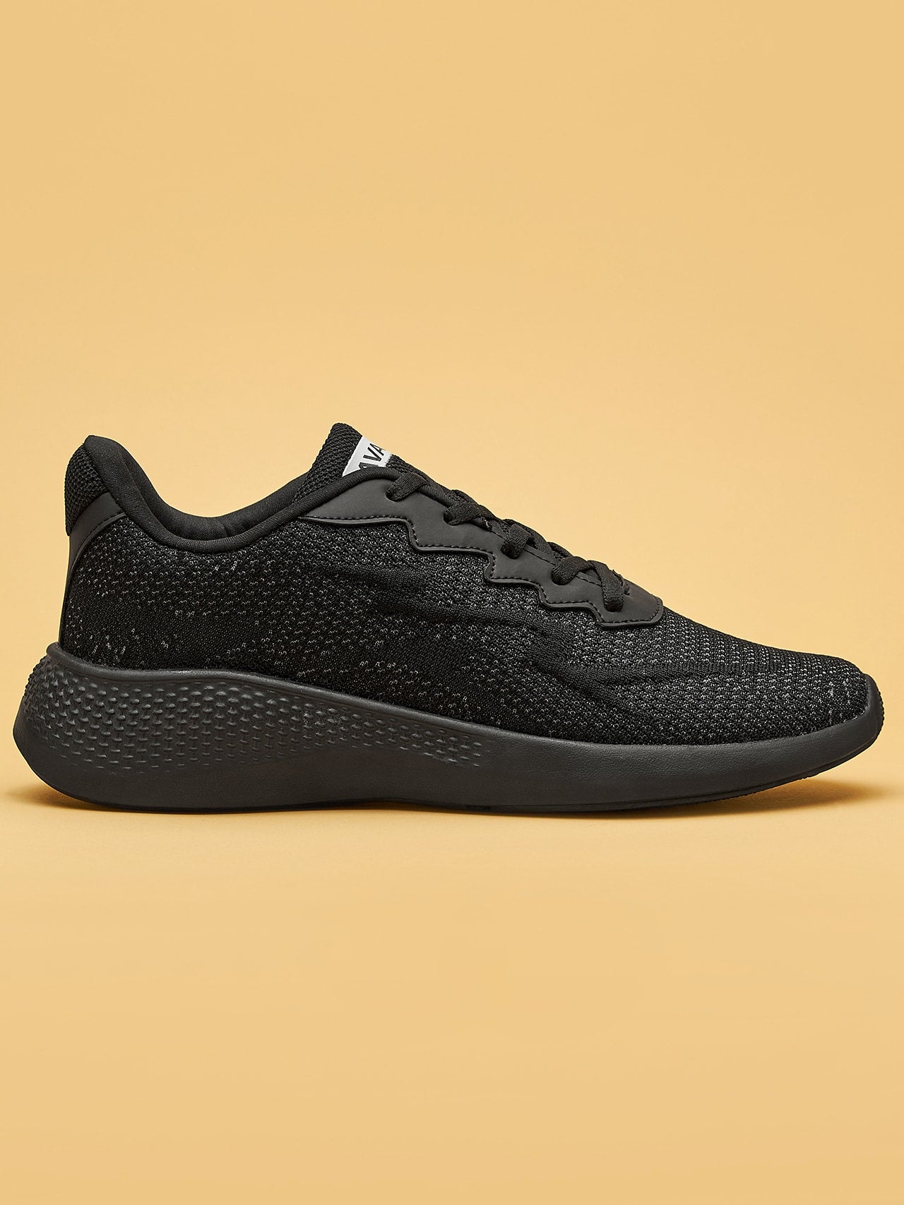 Avant Men's Classic Knitted Walking Shoes- Black