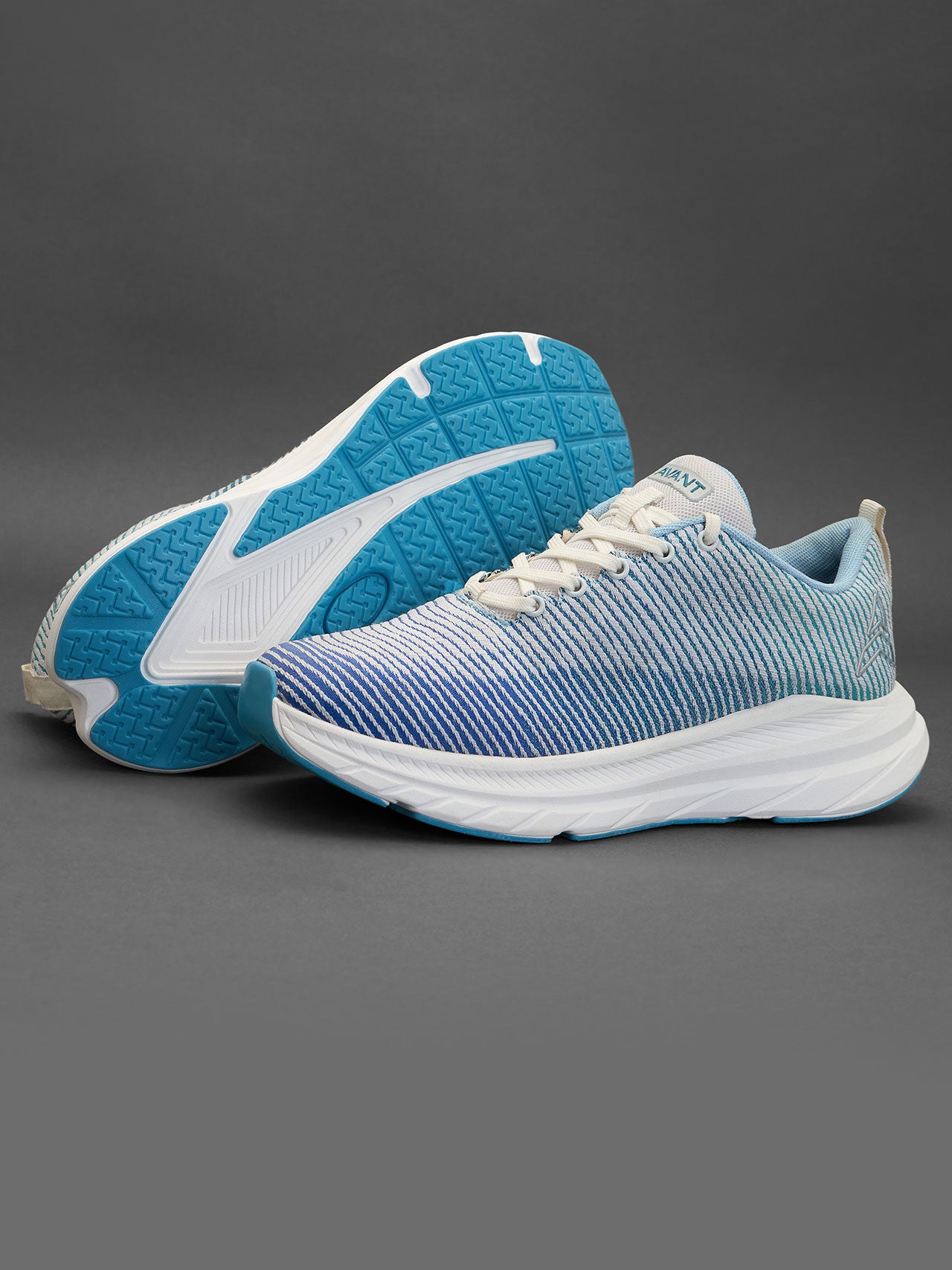 Avant Men's Matrix Running Shoes-Blue