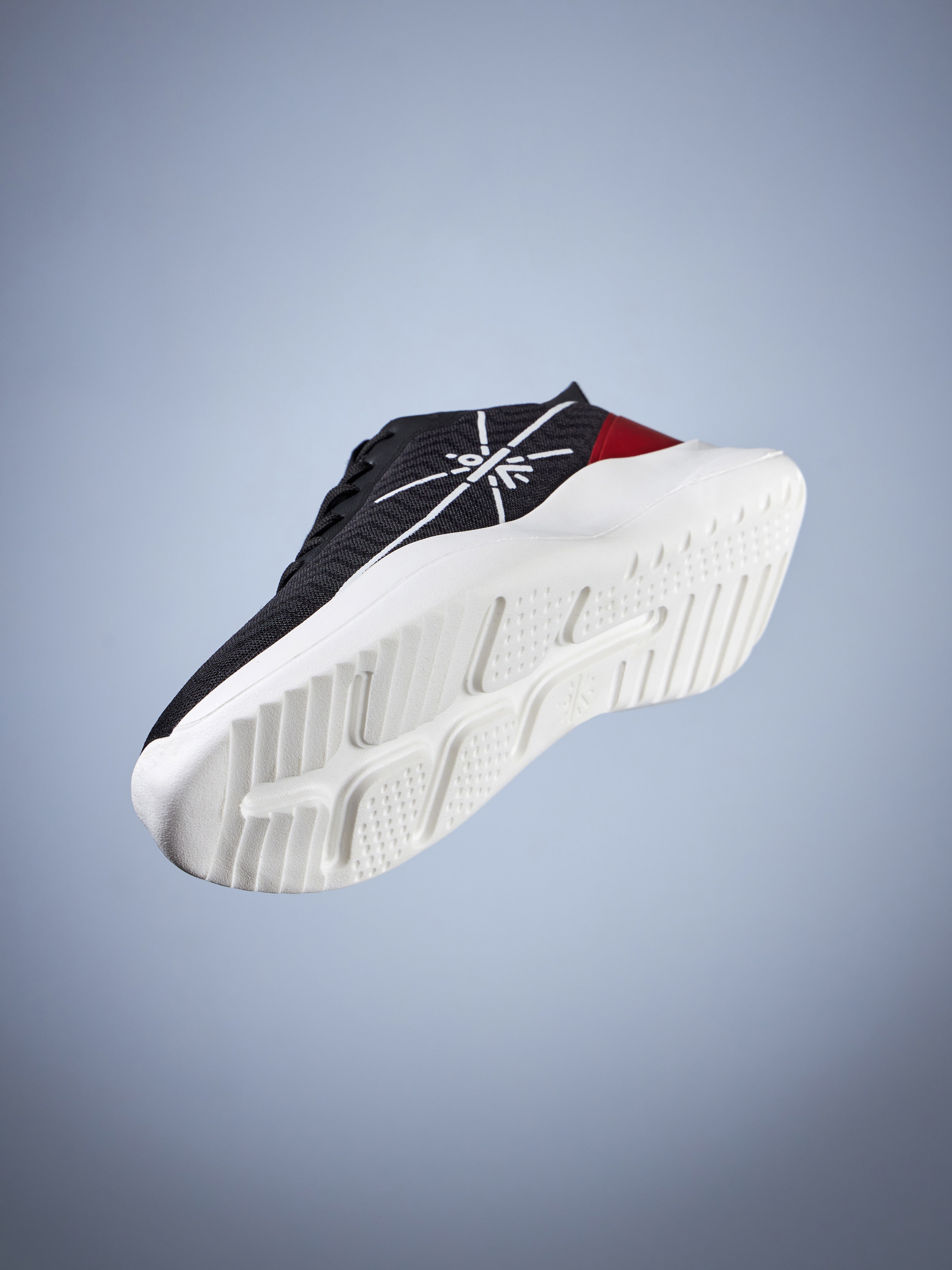 cult Racer Men Running Shoes - Black/Red