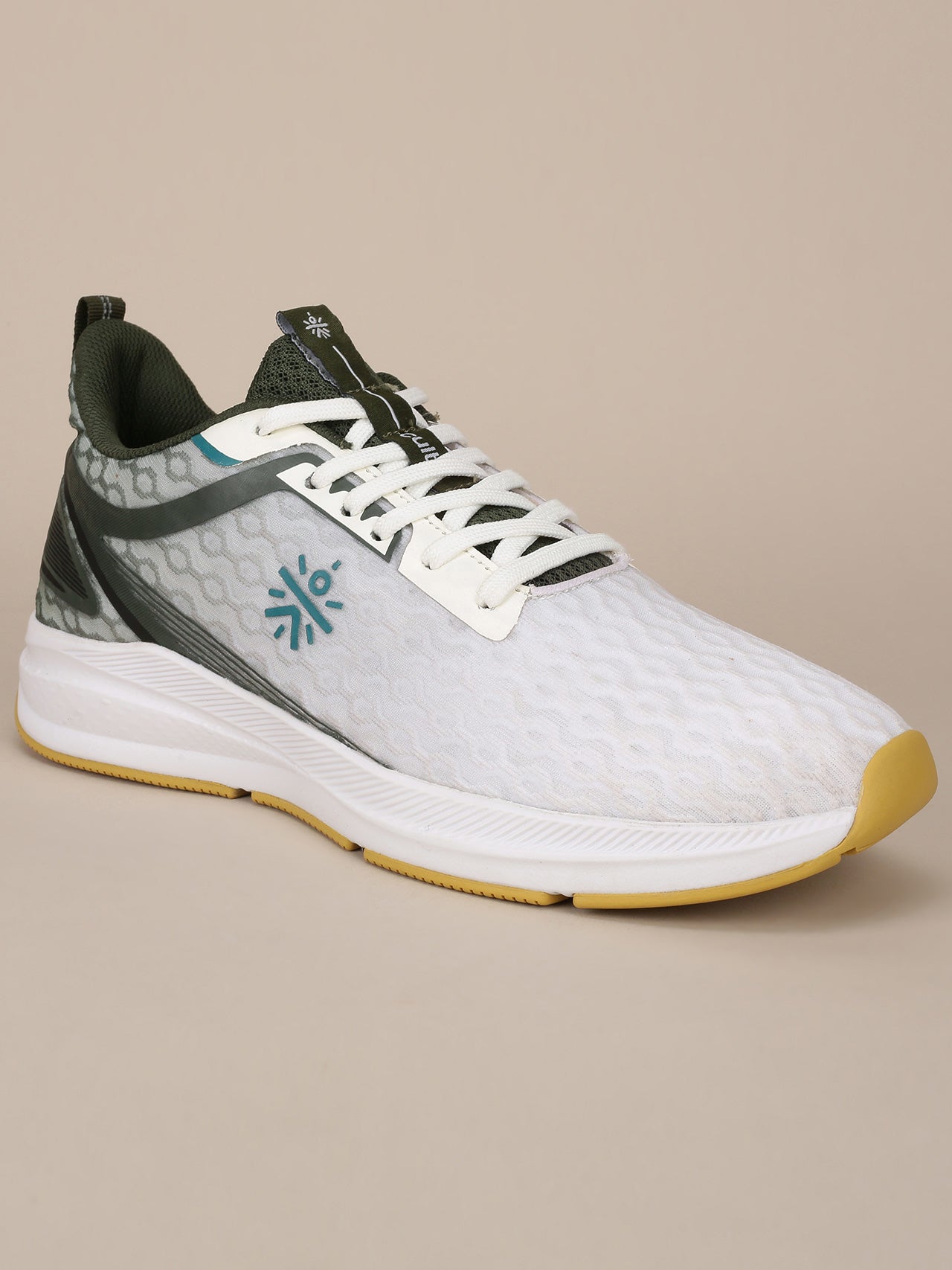 cult Men's AeroStride Casual Shoes - White/Olive