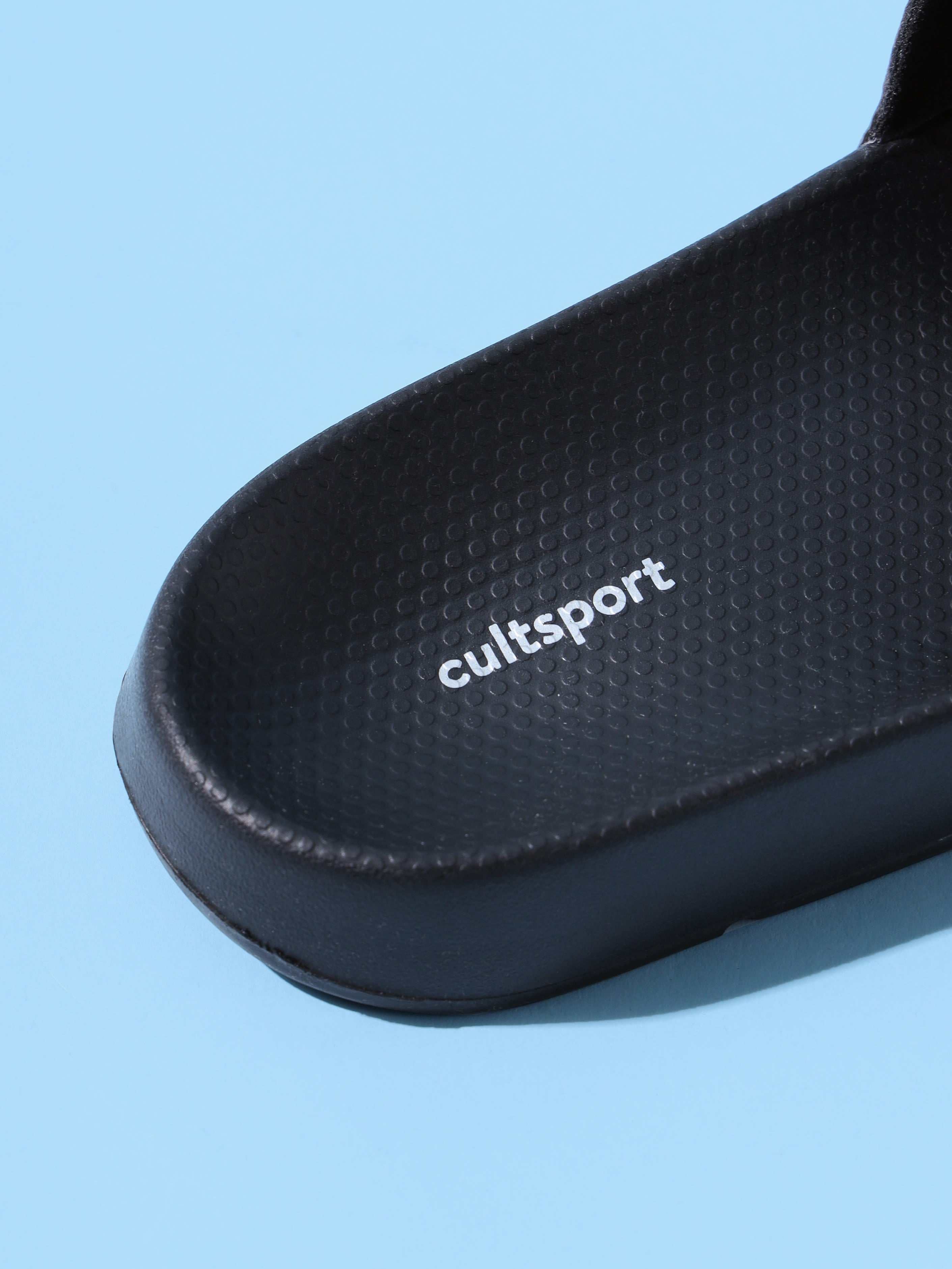 cult Glissade Black Men Slides