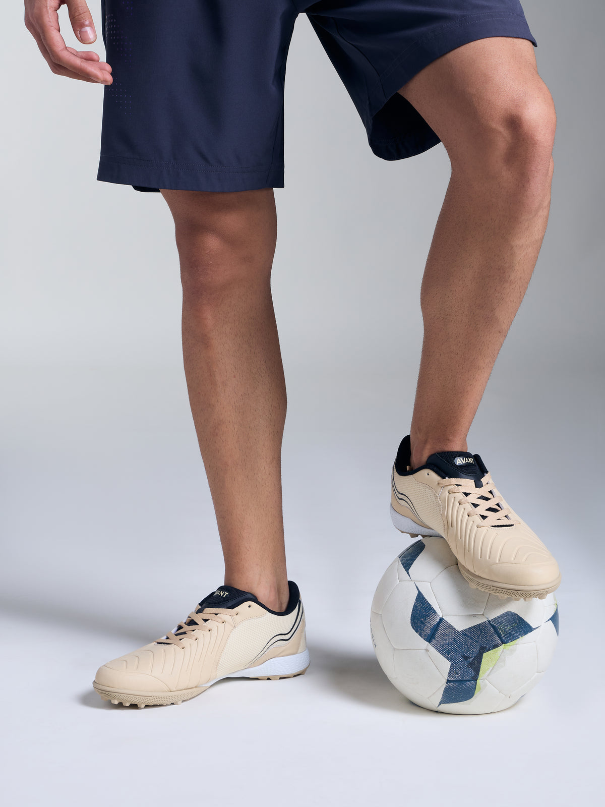 Avant Men's Streamline Turf Shoes - Beige