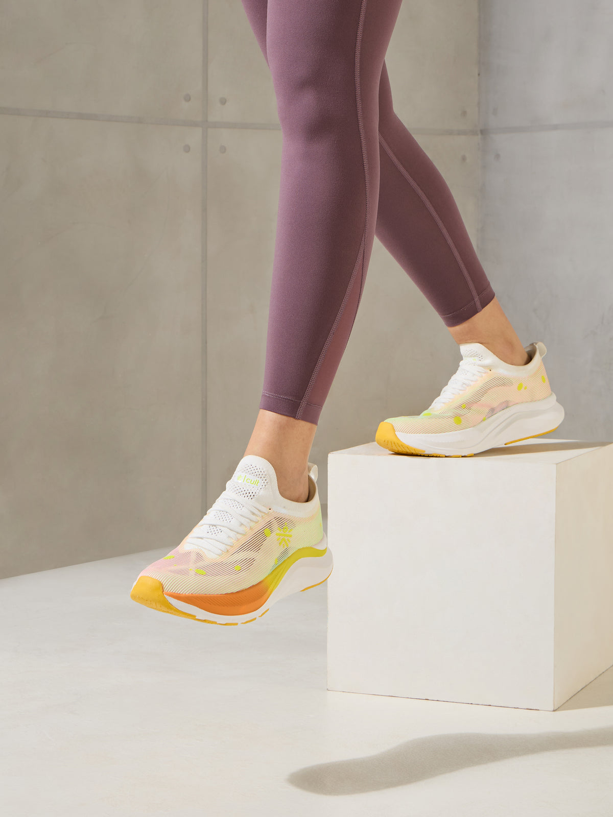 cult Women's Glidewave Running Shoes - Orange