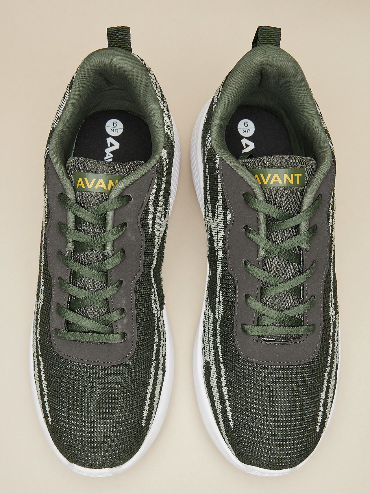 Avant Men's Dual Tone Knitted Walking Shoes-Olive