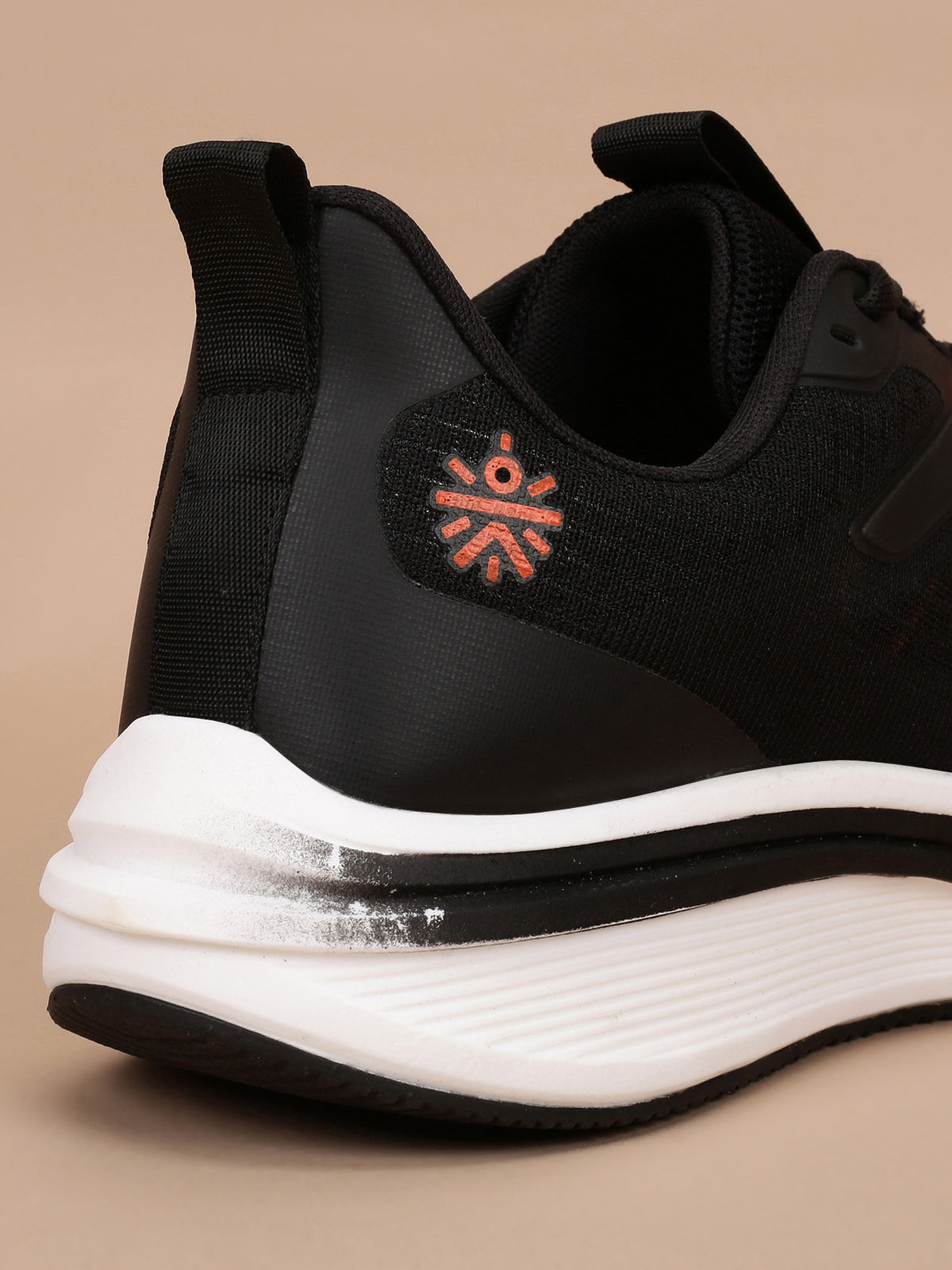cult Men's Versa Freeway Running shoes - Black/Red