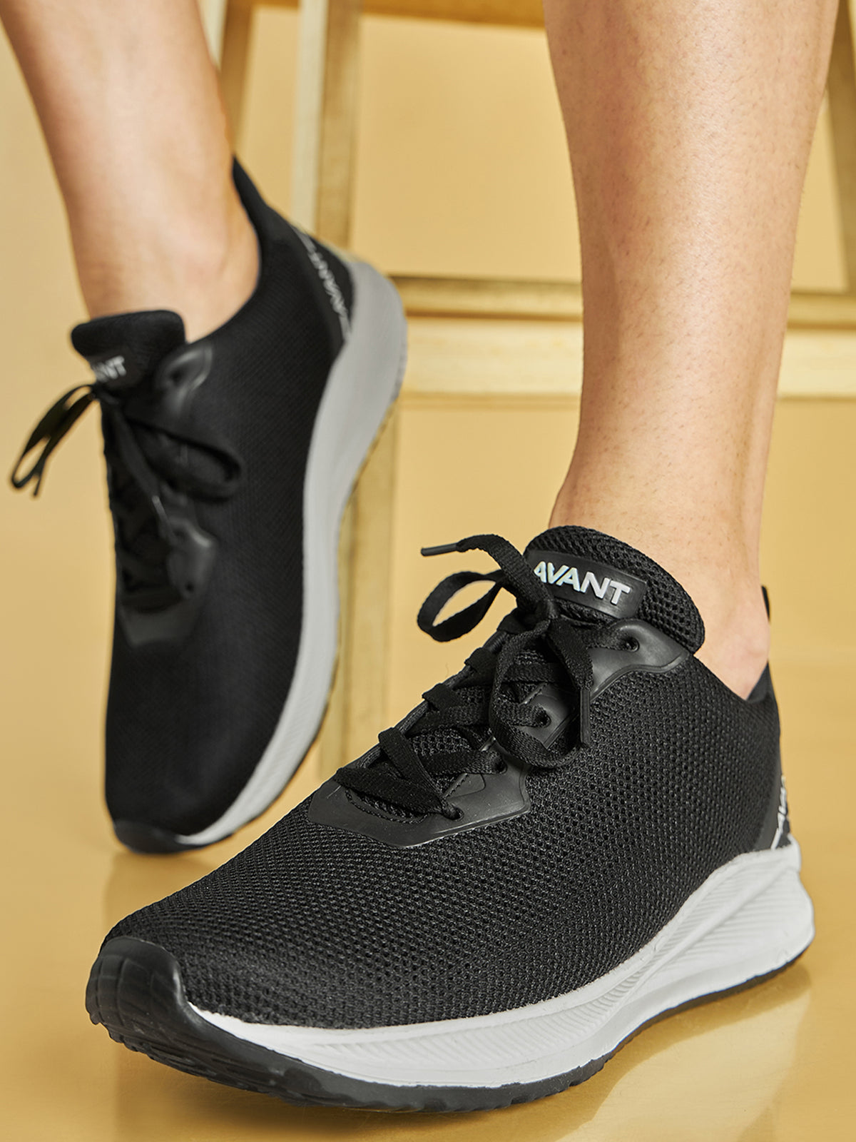 Avant Men's Lite Casual Shoes-Black