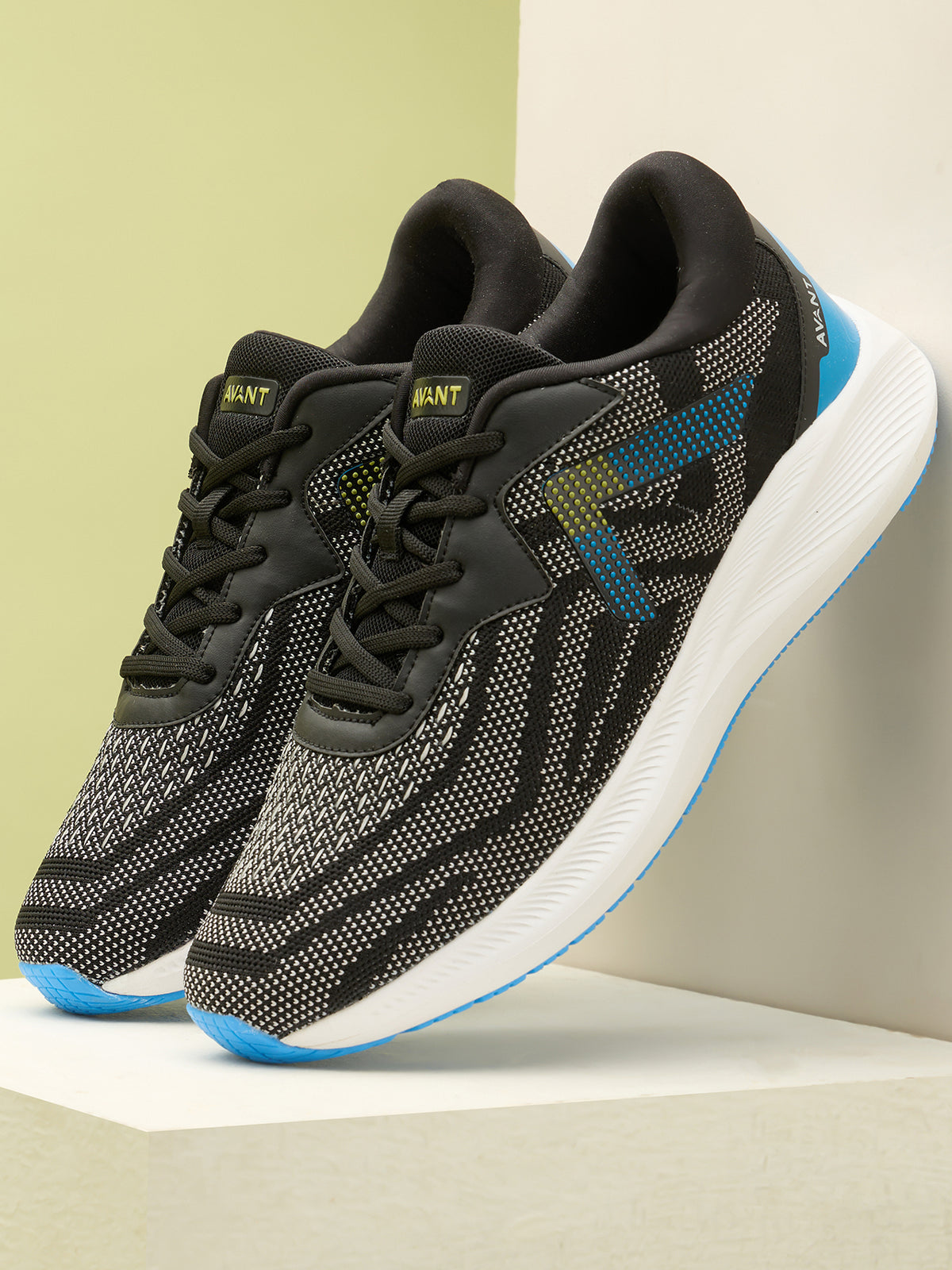 Avant Men's Pentagon Running Shoes - Black