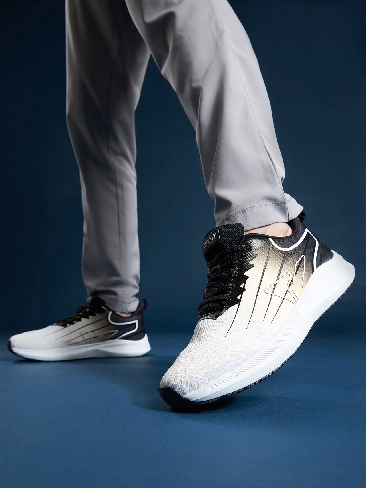 Avant Men's Verge Running shoes - White/Black