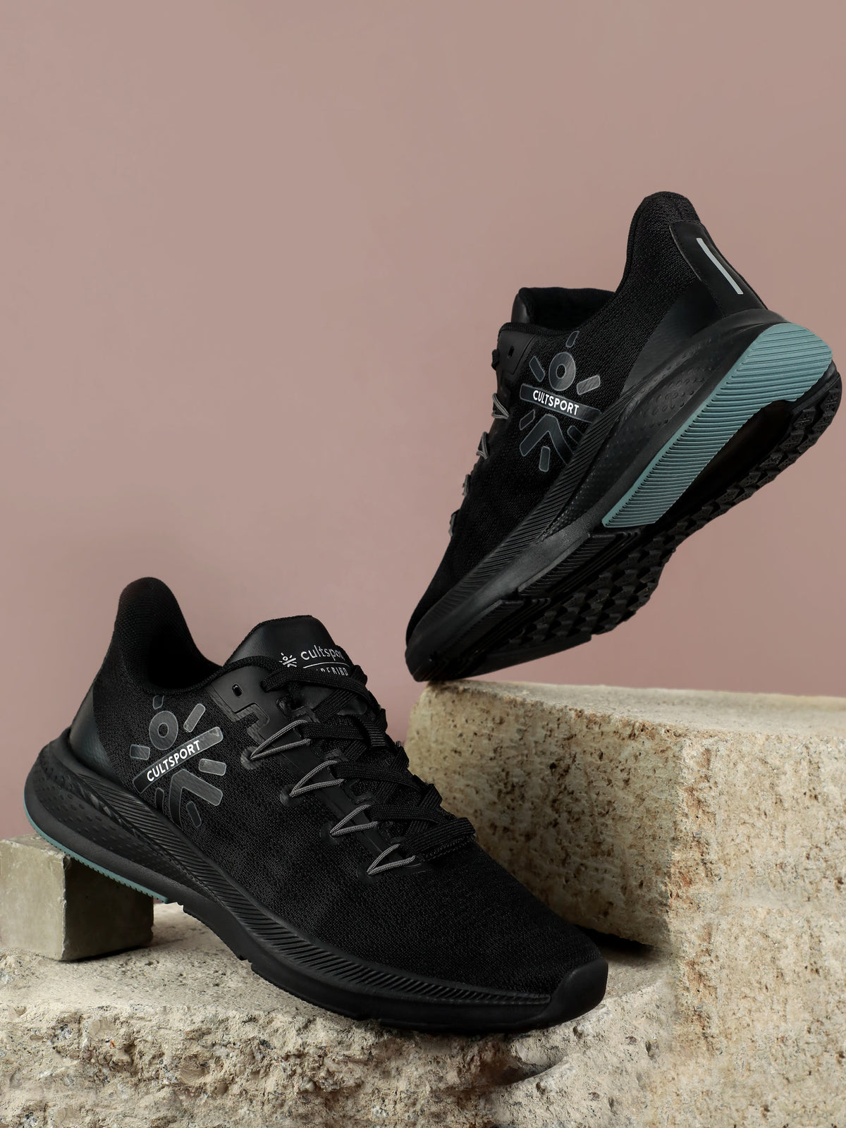 cult Firebird Men Running Shoes - Grey/Black