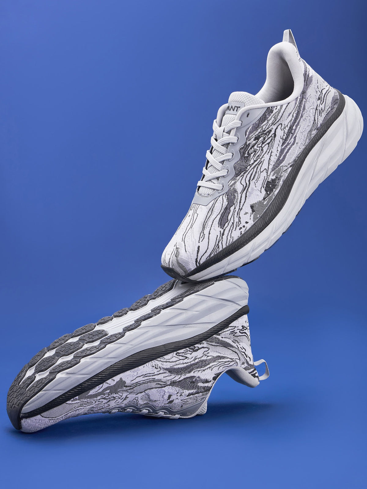 Avant Men's Storm Running Shoes- Grey/Black