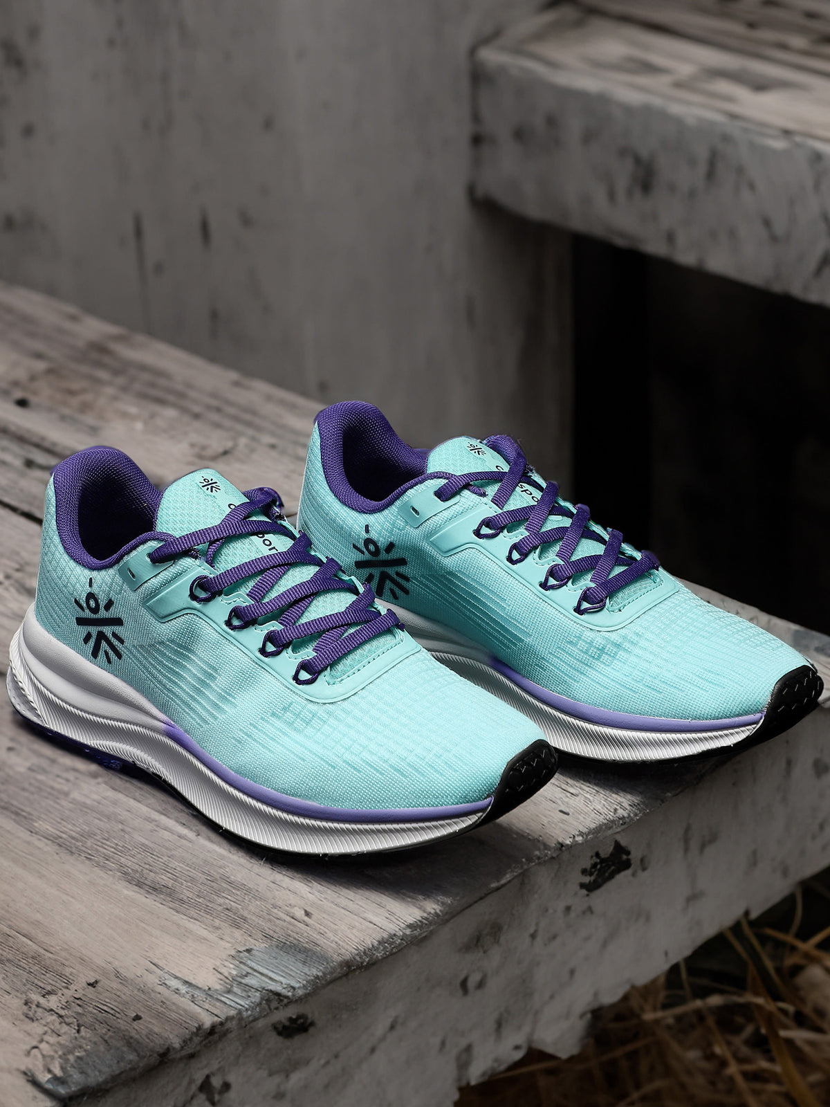 cult Thunderbird Women Running Shoes - Tropical Blue