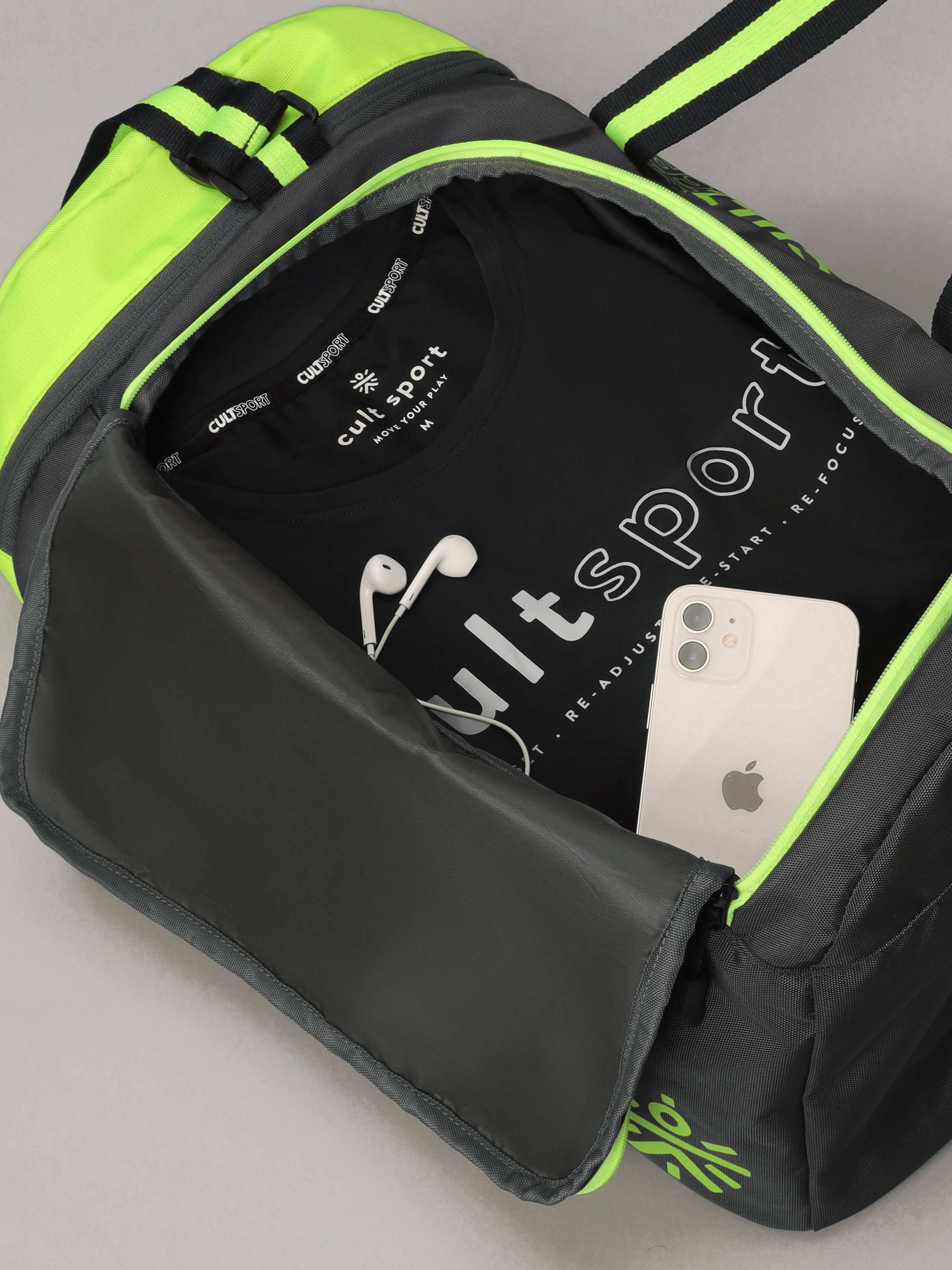 Duffle Bag with Shoe Compartment
