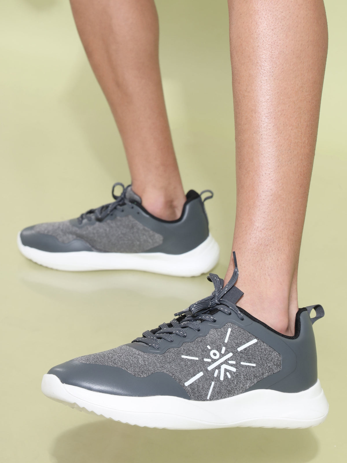 cult Charged Men Running Shoes