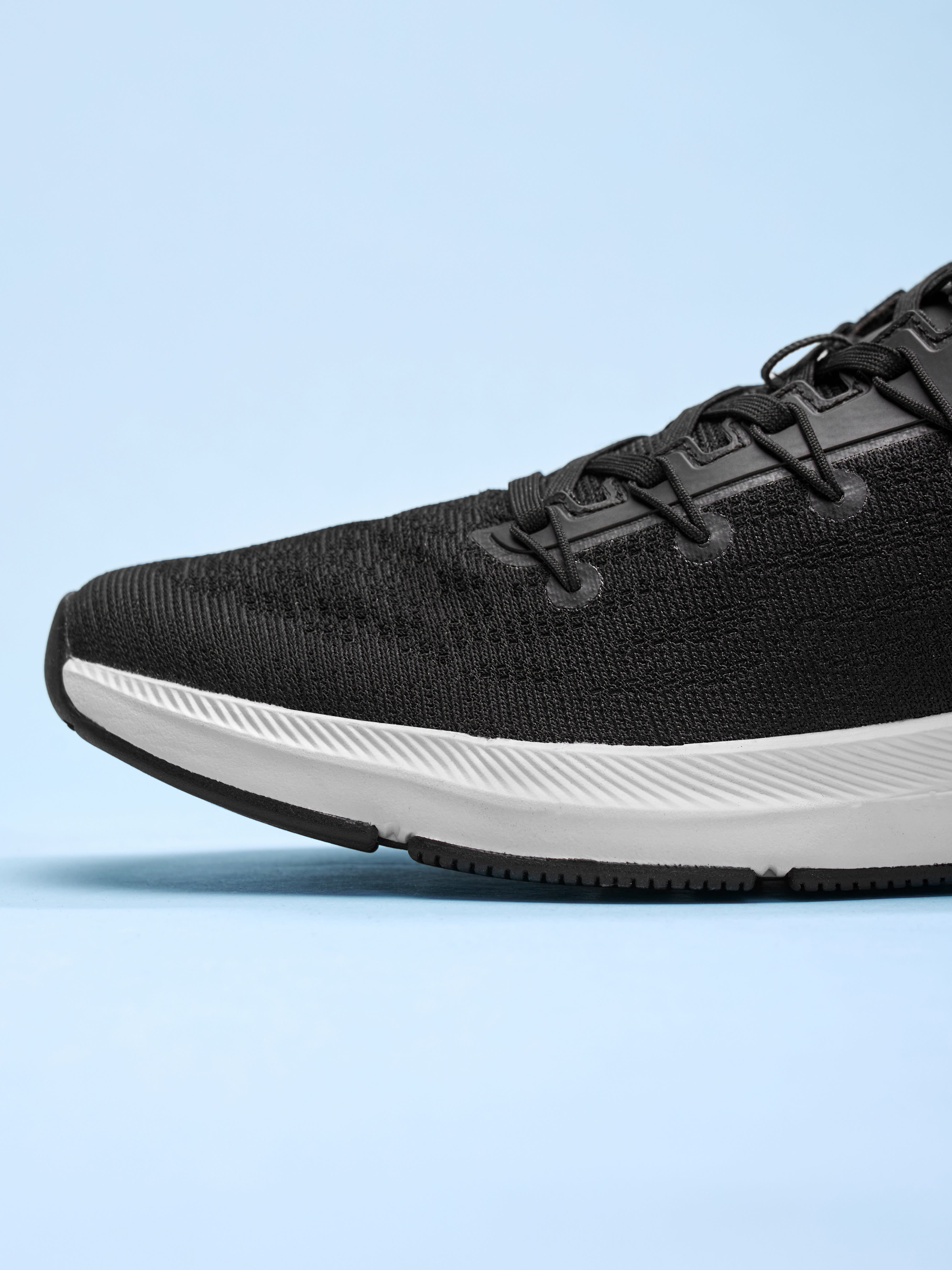 cult Firebird Men Running Shoes - Black