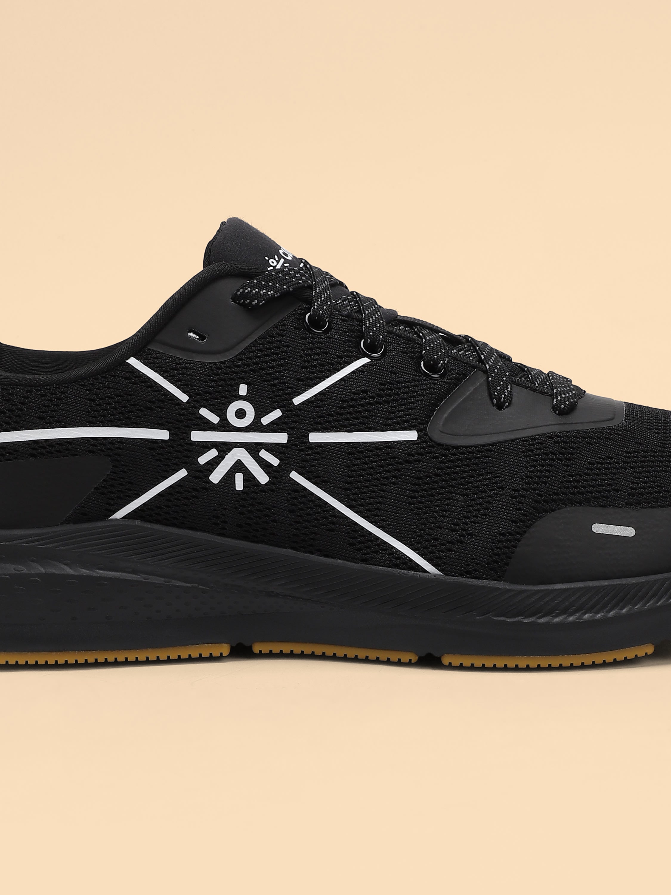 cult Flomo Men Running Shoes - Black/Mustard
