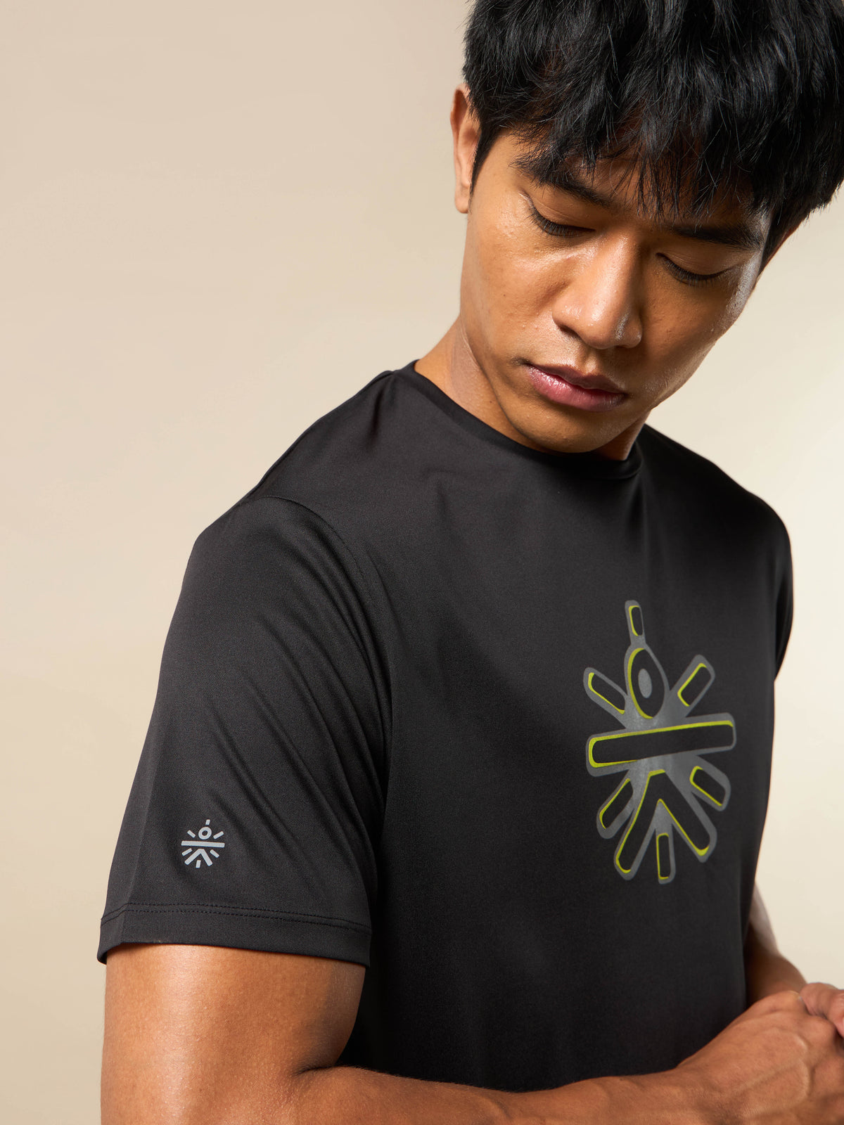 Men's Black Brand Carrier Print T-shirt