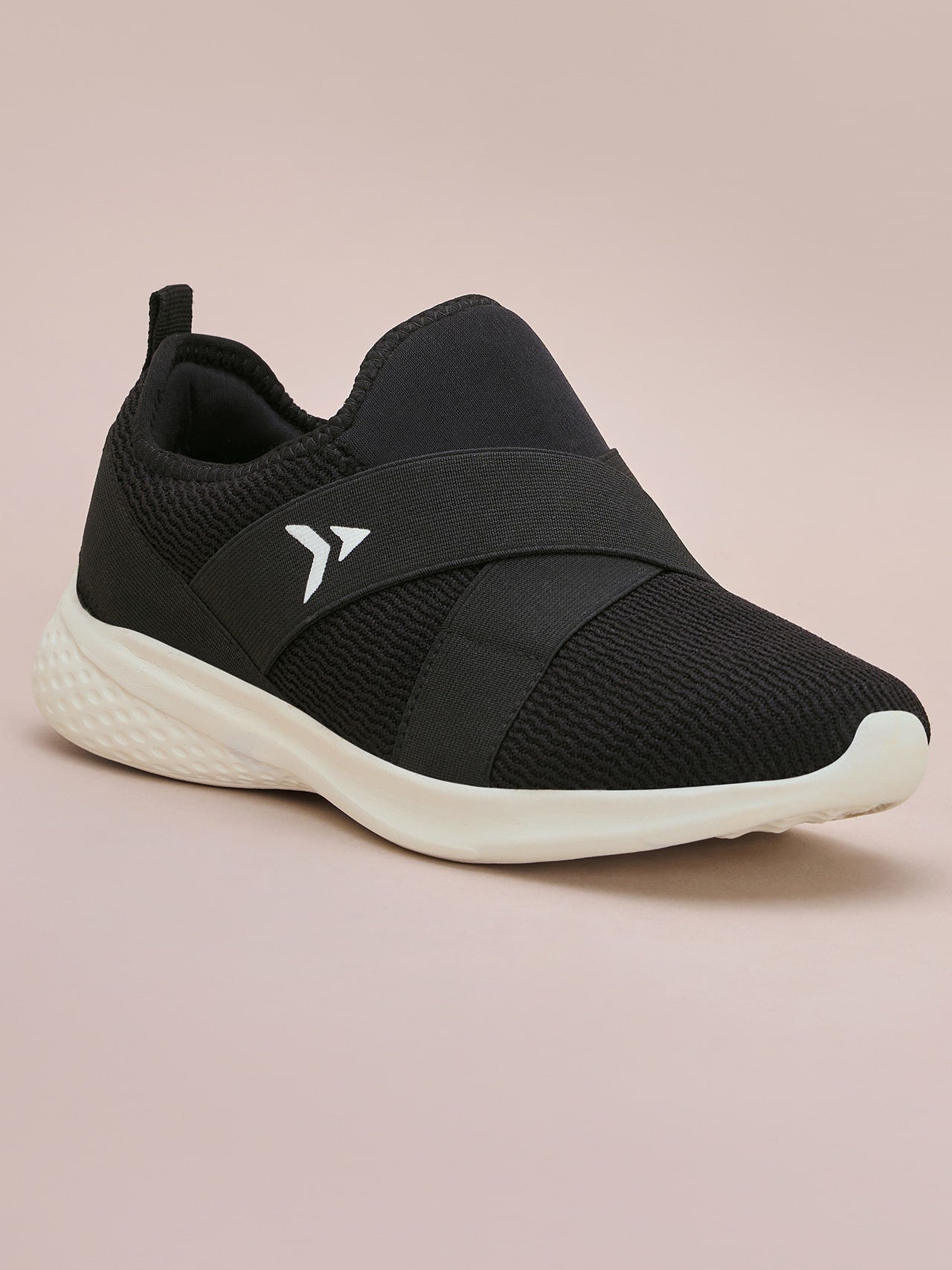 Avant Women's Softy Slip-On Walking Shoes - Black