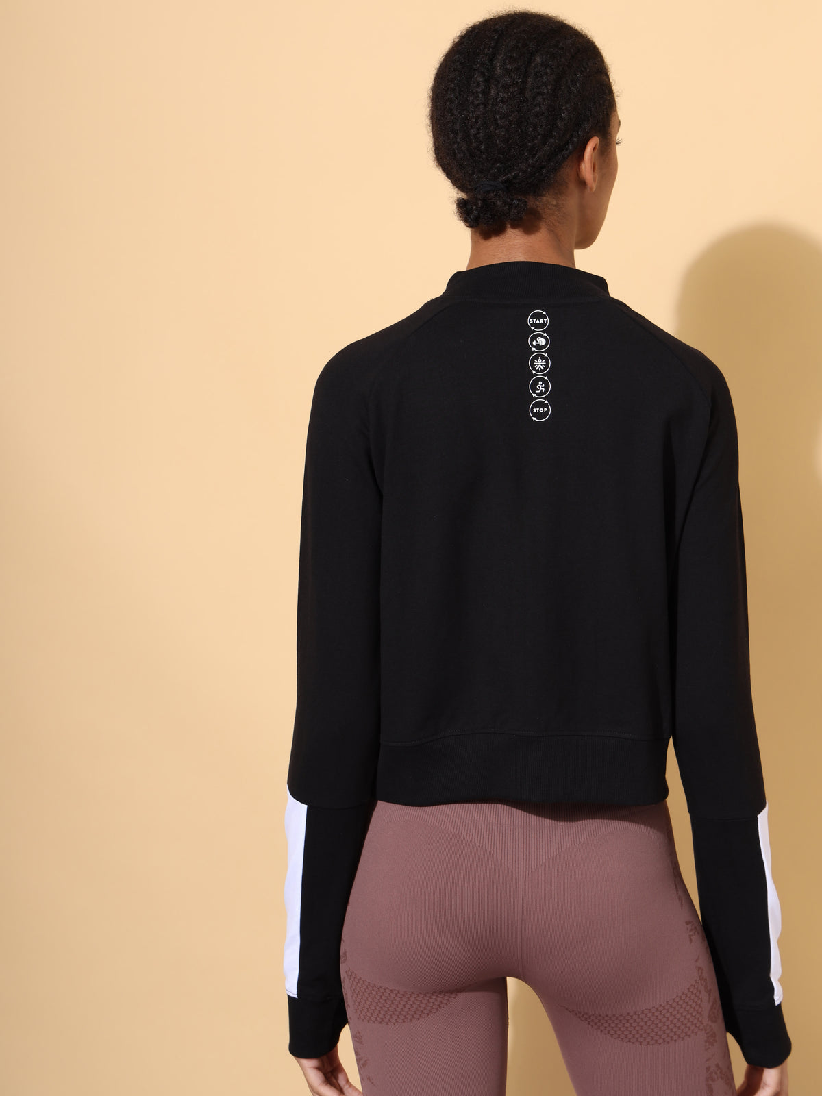Layr Crop Lifestyle Sweatshirt