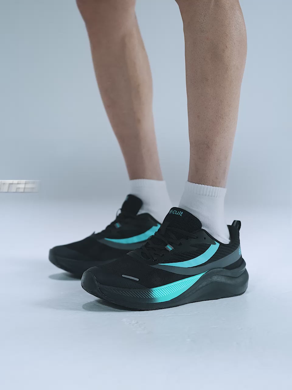 cult Men's Envo Running Shoes - Black/Aqua