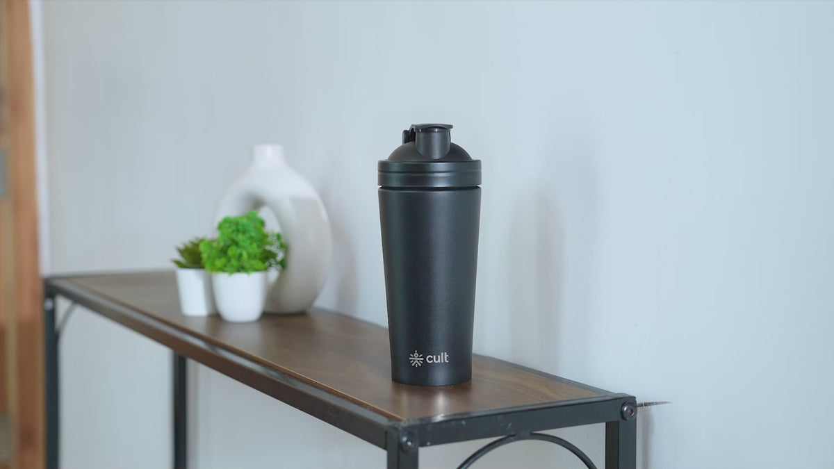 cult Steel Shaker 700ml Silver